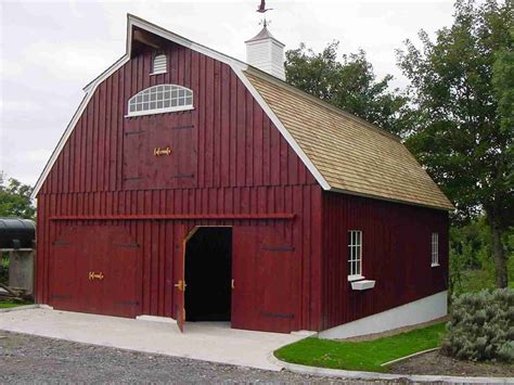 metal exterior siding for gambrel barn style houses|gambrel roof house ideas.